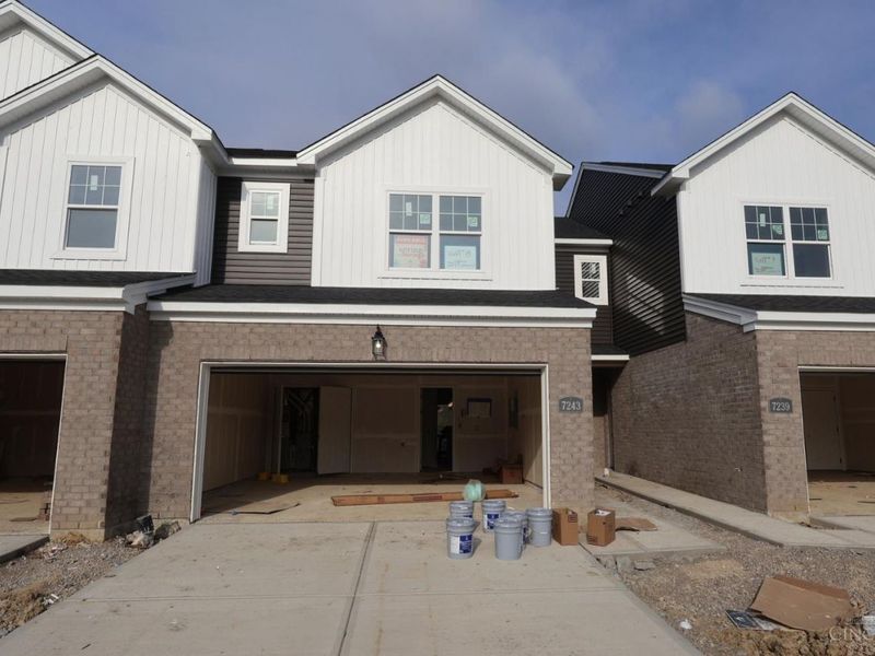 7243 Grandway Drive, Unit 0008, West Chester, OH 45069 Photo 2