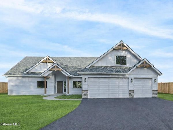 10104 N Hubble Street , Hayden, ID 83835