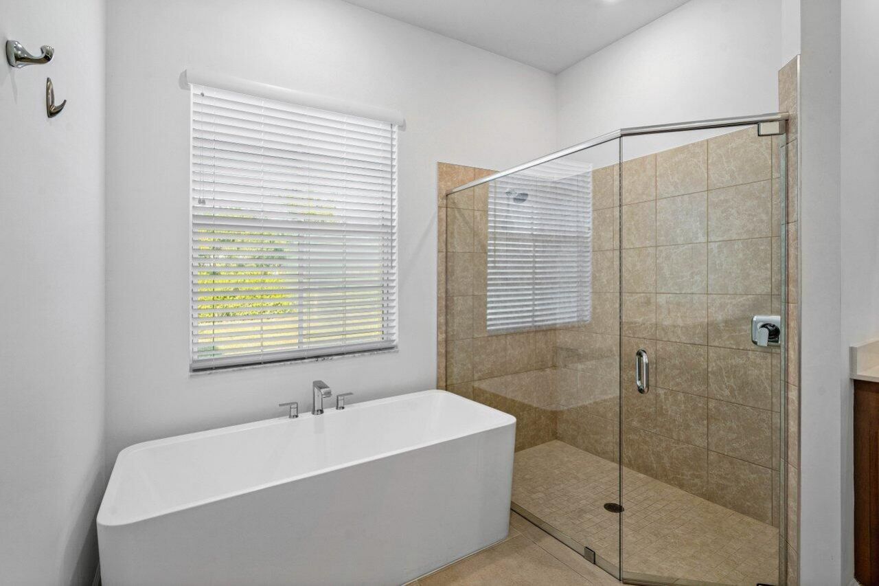 916 Hookline Circle, Loxahatchee, FL 33470 Photo