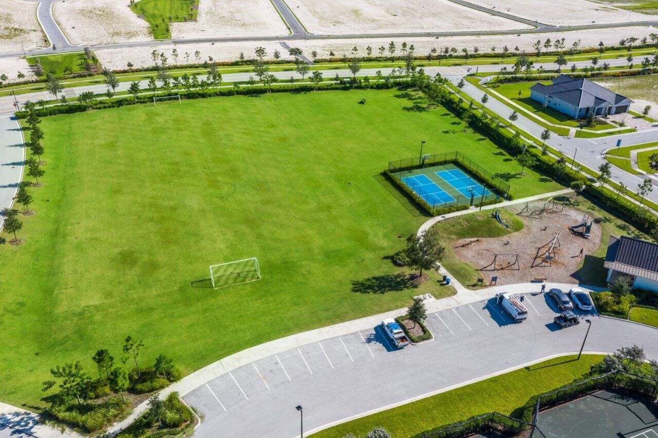 916 Hookline Circle, Loxahatchee, FL 33470 Photo