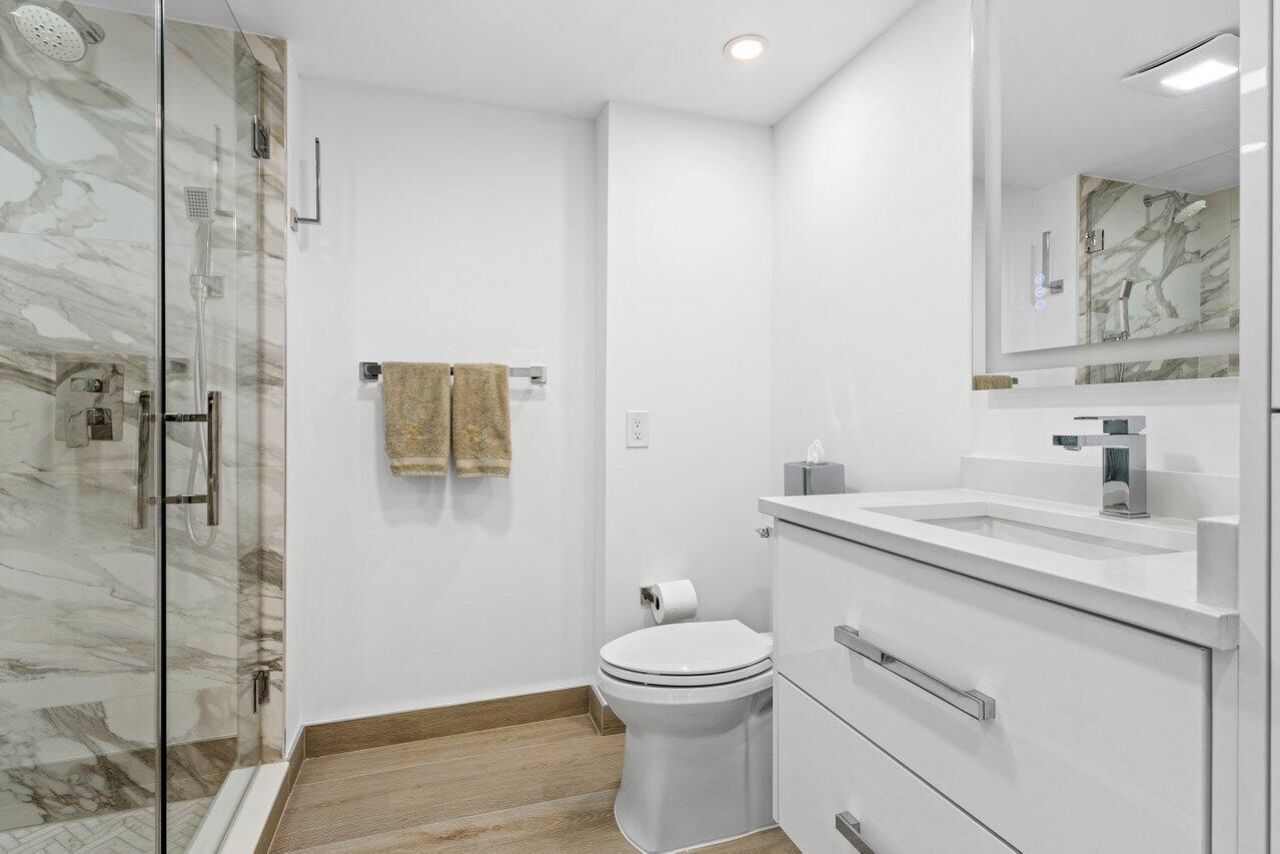 21 Stratford Drive E, Unit C, Boynton Beach, FL 33436 Photo