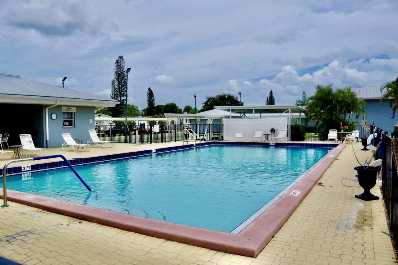 106 Sandhill Boulevard, Fort Pierce, FL 34982 Photo