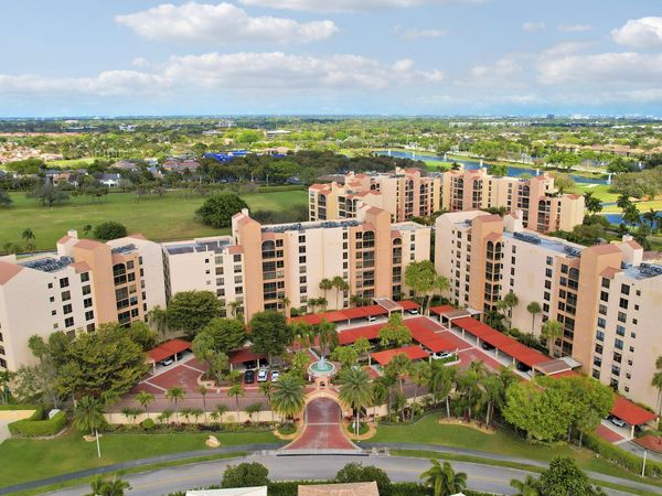 7233 Promenade Drive, Unit 401 A, Boca Raton, FL 33433