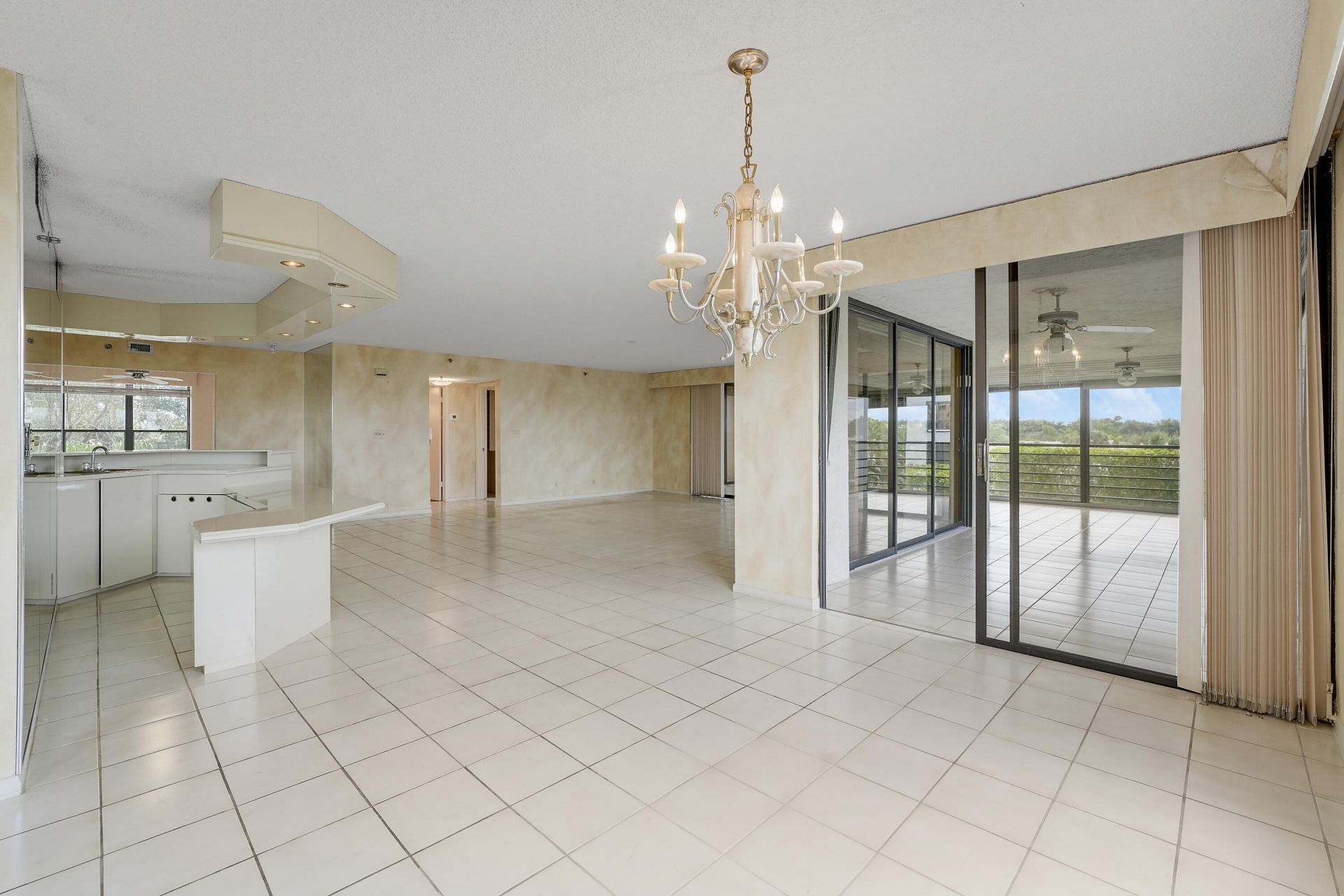 7233 Promenade Drive, Unit 401 A, Boca Raton, FL 33433 Photo