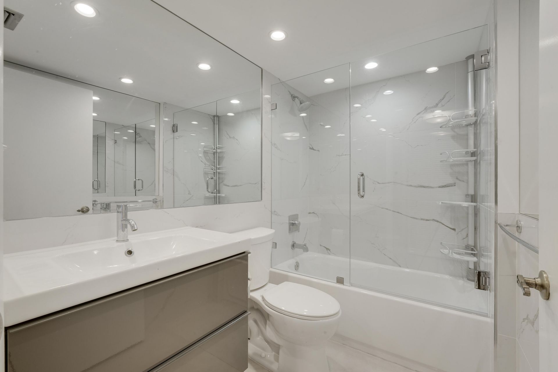 7233 Promenade Drive, Unit 401 A, Boca Raton, FL 33433 Photo