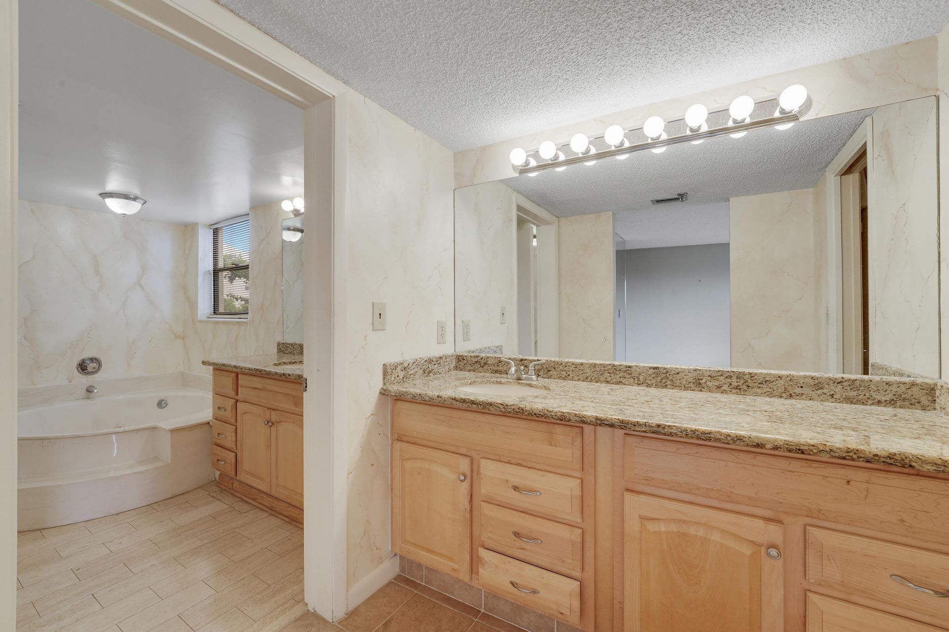7233 Promenade Drive, Unit 401 A, Boca Raton, FL 33433 Photo