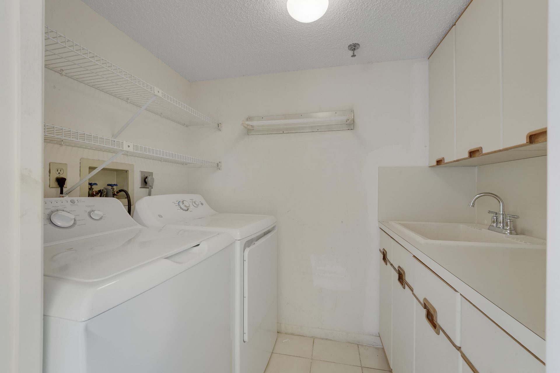 7233 Promenade Drive, Unit 401 A, Boca Raton, FL 33433 Photo