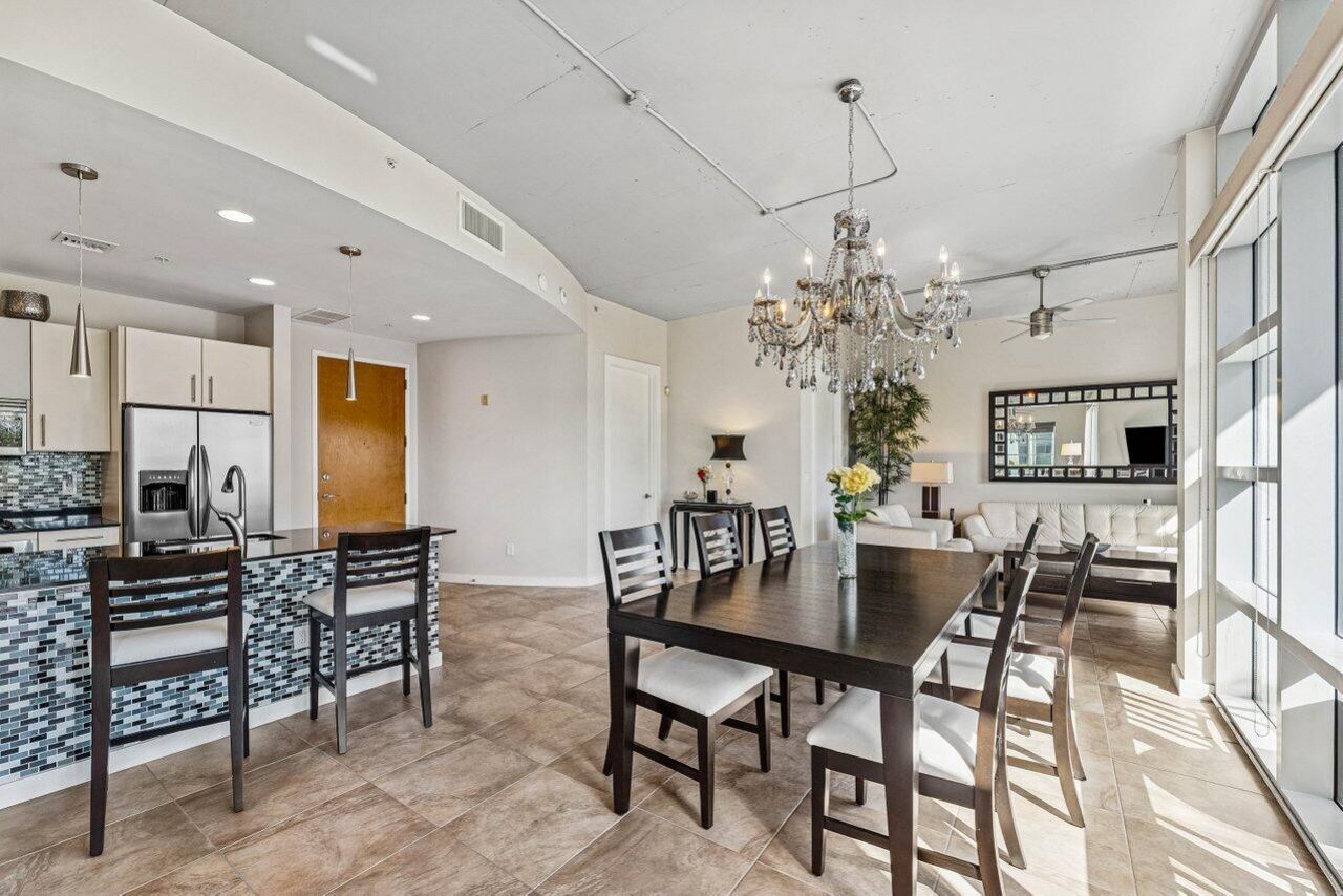 335 SE 6th Avenue, Unit 304, Delray Beach, FL 33483 Photo