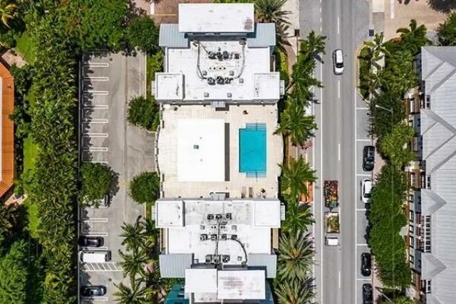 335 SE 6th Avenue, Unit 304, Delray Beach, FL 33483 Photo