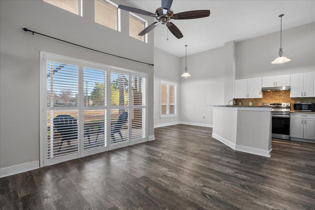 4751 Via Palm Lake, Unit 407, West Palm Beach, FL 33417 Main Photo