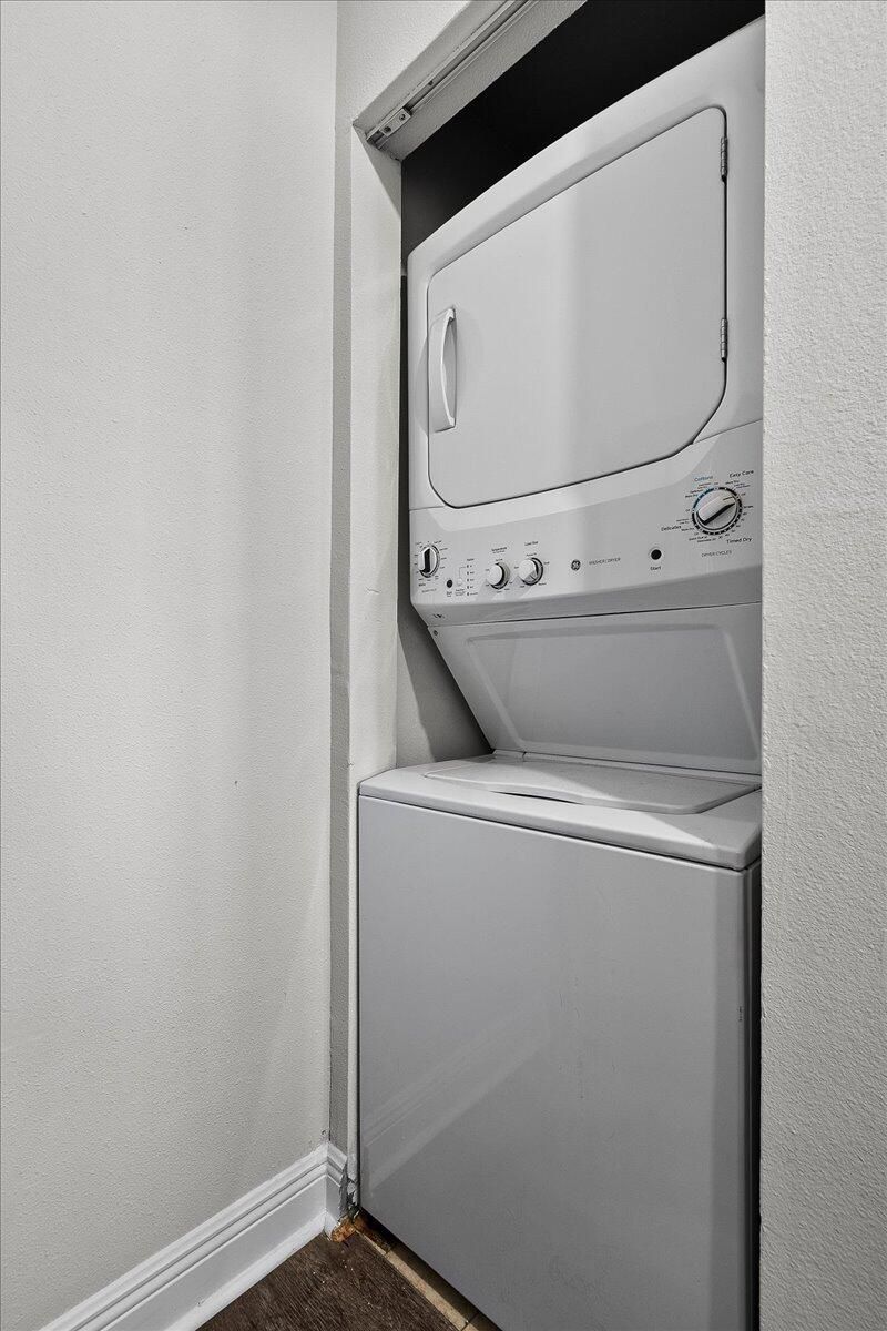 4751 Via Palm Lake, Unit 407, West Palm Beach, FL 33417 Photo