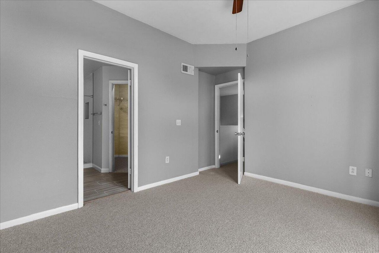 4751 Via Palm Lake, Unit 407, West Palm Beach, FL 33417 Photo