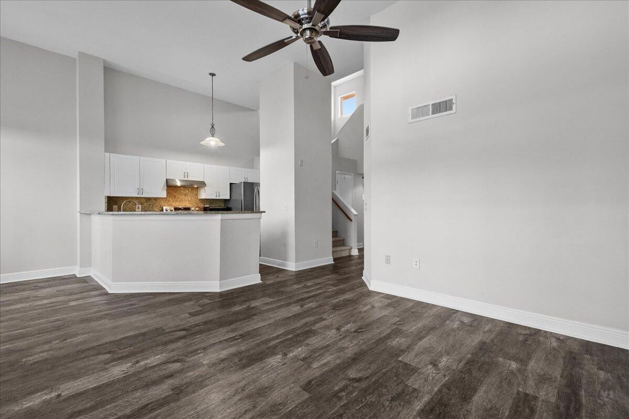 4751 Via Palm Lake, Unit 407, West Palm Beach, FL 33417 Photo