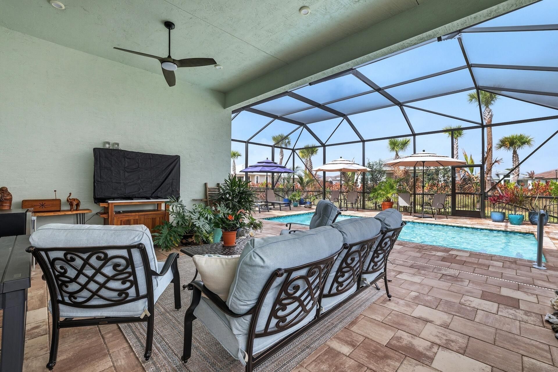 8671 SW Cantante Way, Port Saint Lucie, FL 34987 Photo