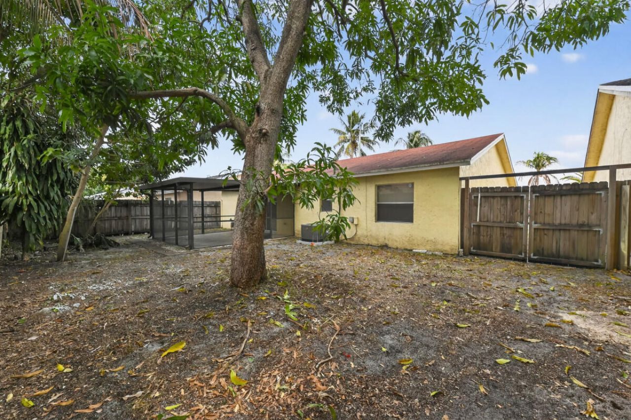 6158 Arcade Court, Lake Worth, FL 33463 Photo