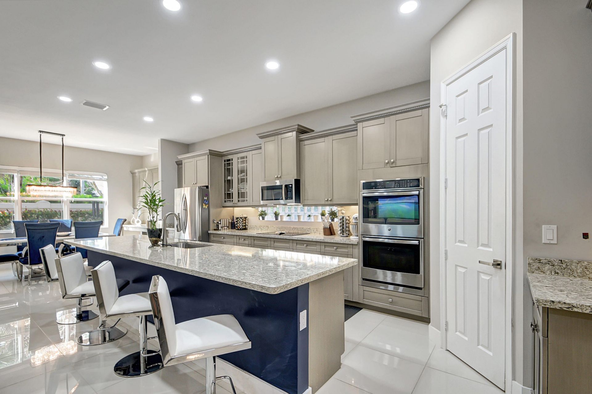 8952 Cypress Grove Lane, West Palm Beach, FL 33411 Photo