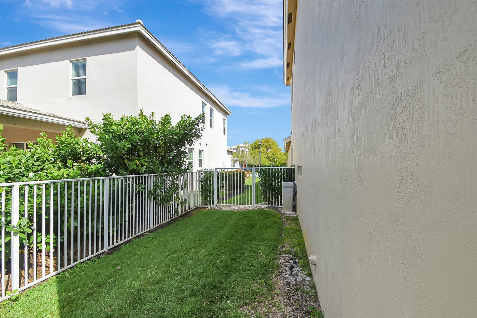 8952 Cypress Grove Lane, West Palm Beach, FL 33411 Photo