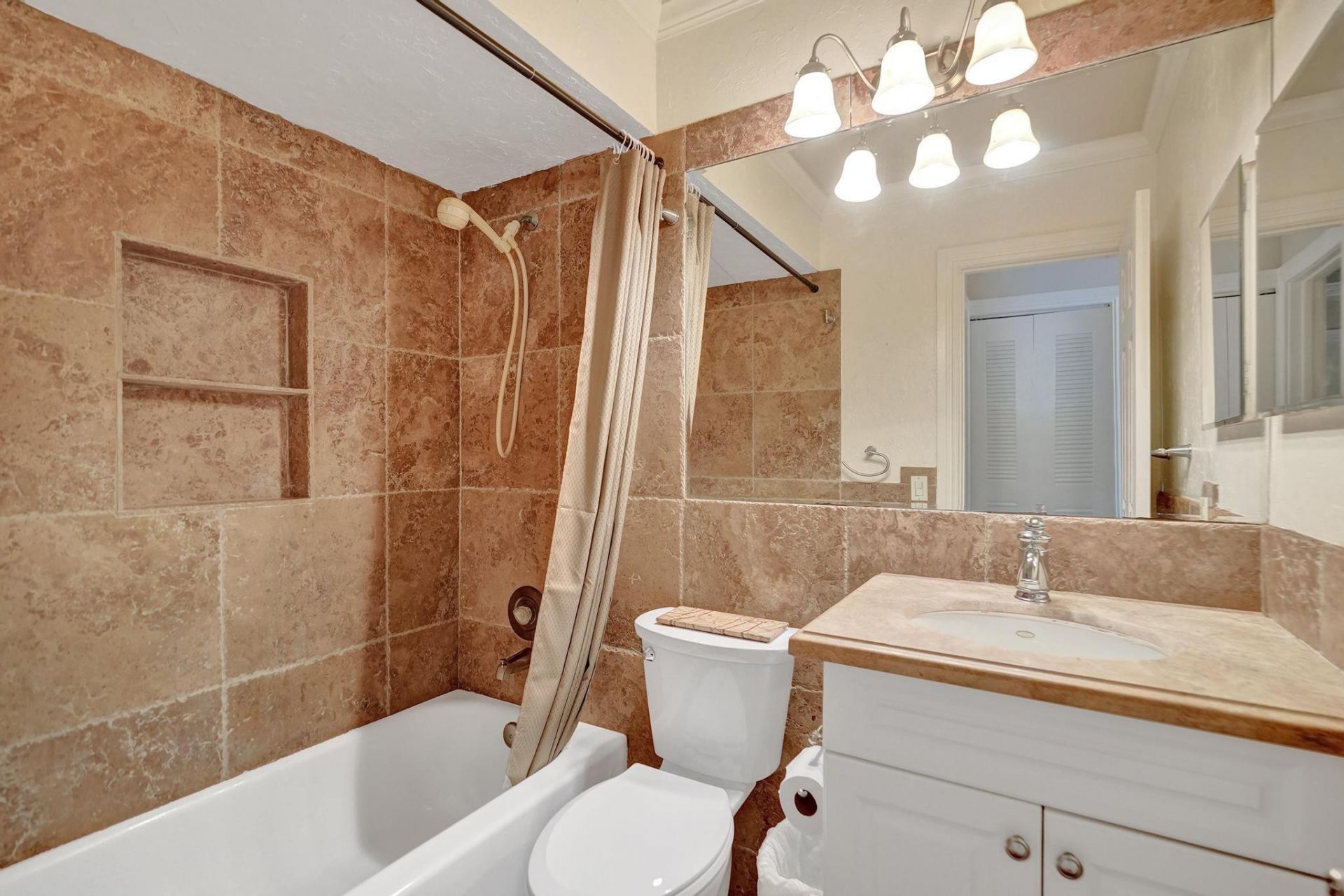 7625 NW 88th Way, Tamarac, FL 33321 Photo