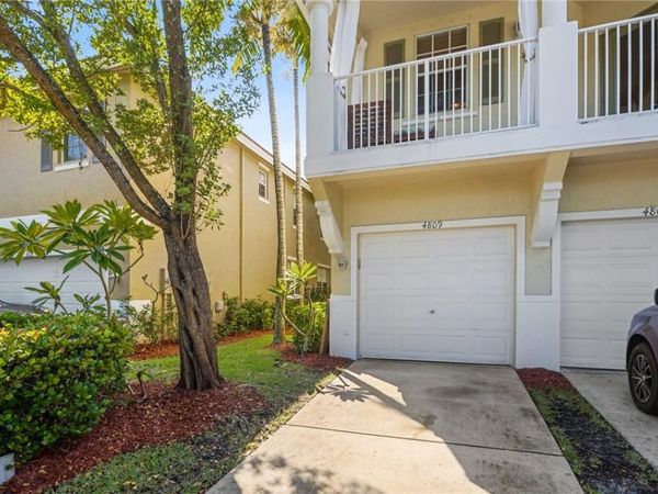 4809 N Wickham Circle, Unit A, Delray Beach, FL 33445