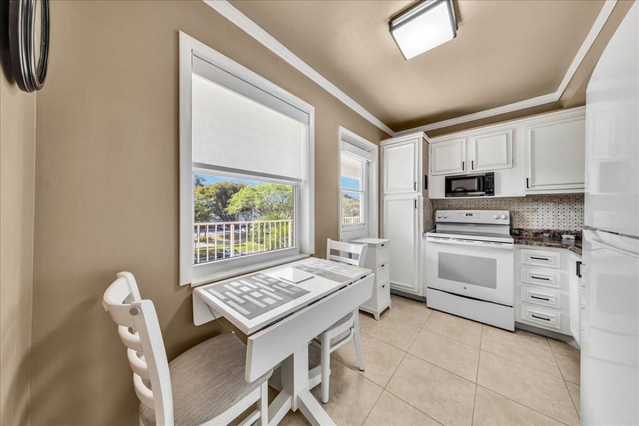 2651 S Course Drive, Unit Apt 302, Pompano Beach, FL 33069 Photo