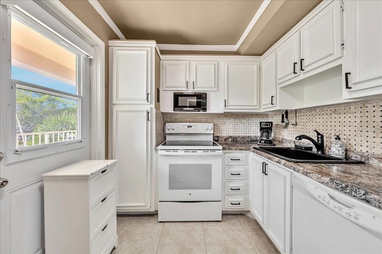 2651 S Course Drive, Unit Apt 302, Pompano Beach, FL 33069 Photo