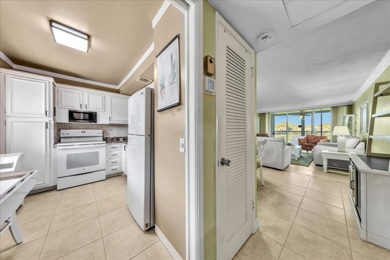 2651 S Course Drive, Unit Apt 302, Pompano Beach, FL 33069 Photo