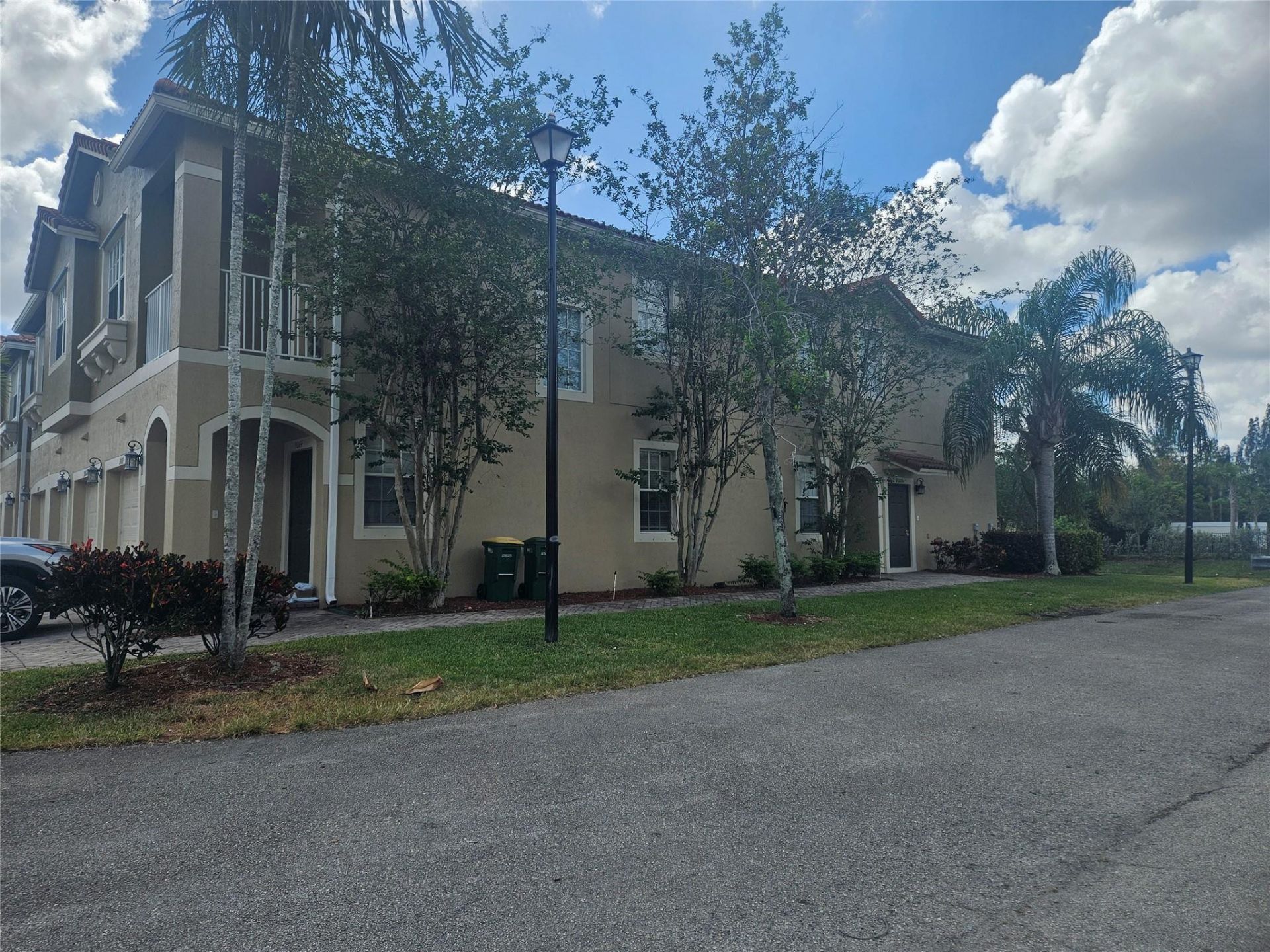 9082 Plymouth Place, Unit 9082, Tamarac, FL 33321 Photo