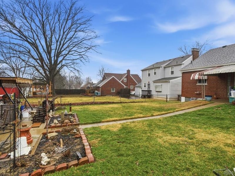 2611 Allaire Avenue, Cincinnati, OH 45239 Photo 40