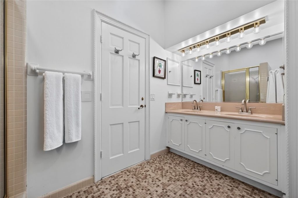 4945 16th Street, Vero Beach, FL 32966 Photo