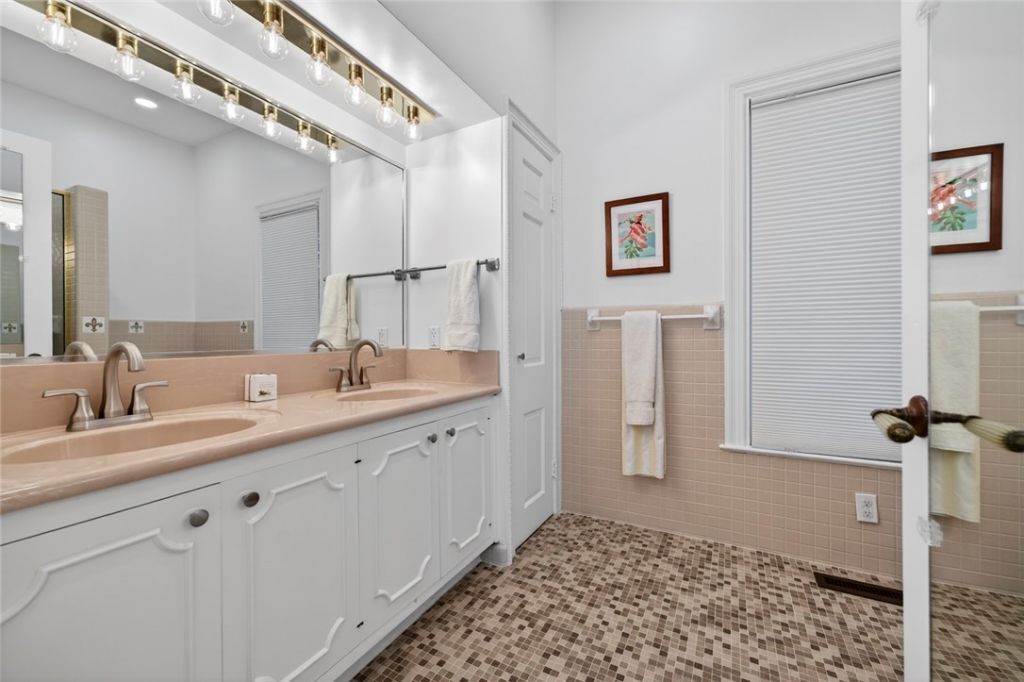 4945 16th Street, Vero Beach, FL 32966 Photo