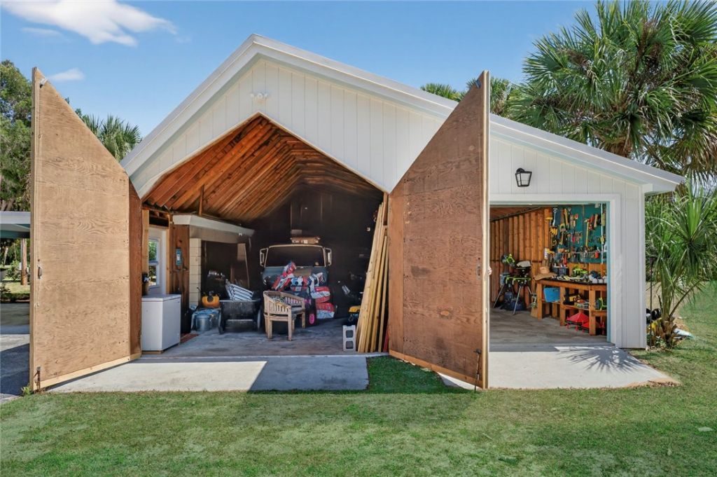 4945 16th Street, Vero Beach, FL 32966 Photo