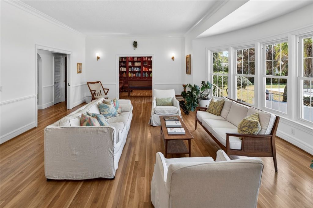 4945 16th Street, Vero Beach, FL 32966 Photo