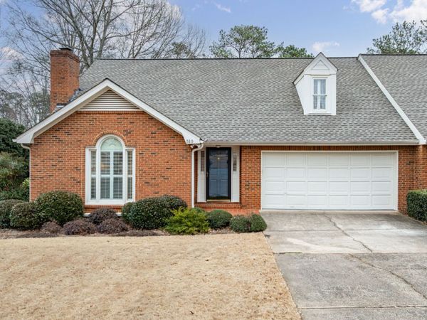 510 Brickleberry Lane, Roswell, GA 30075