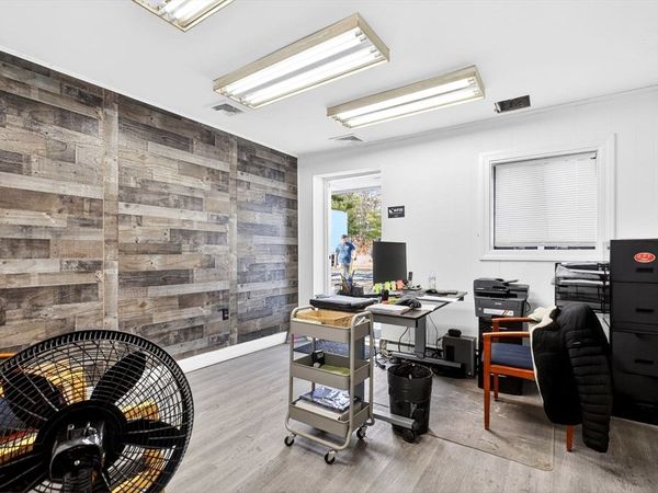 236 Weymouth St, Rockland, MA 02370