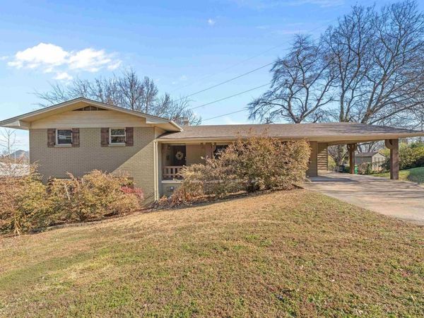 17 Oakwood Road, Little Rock, AR 72202