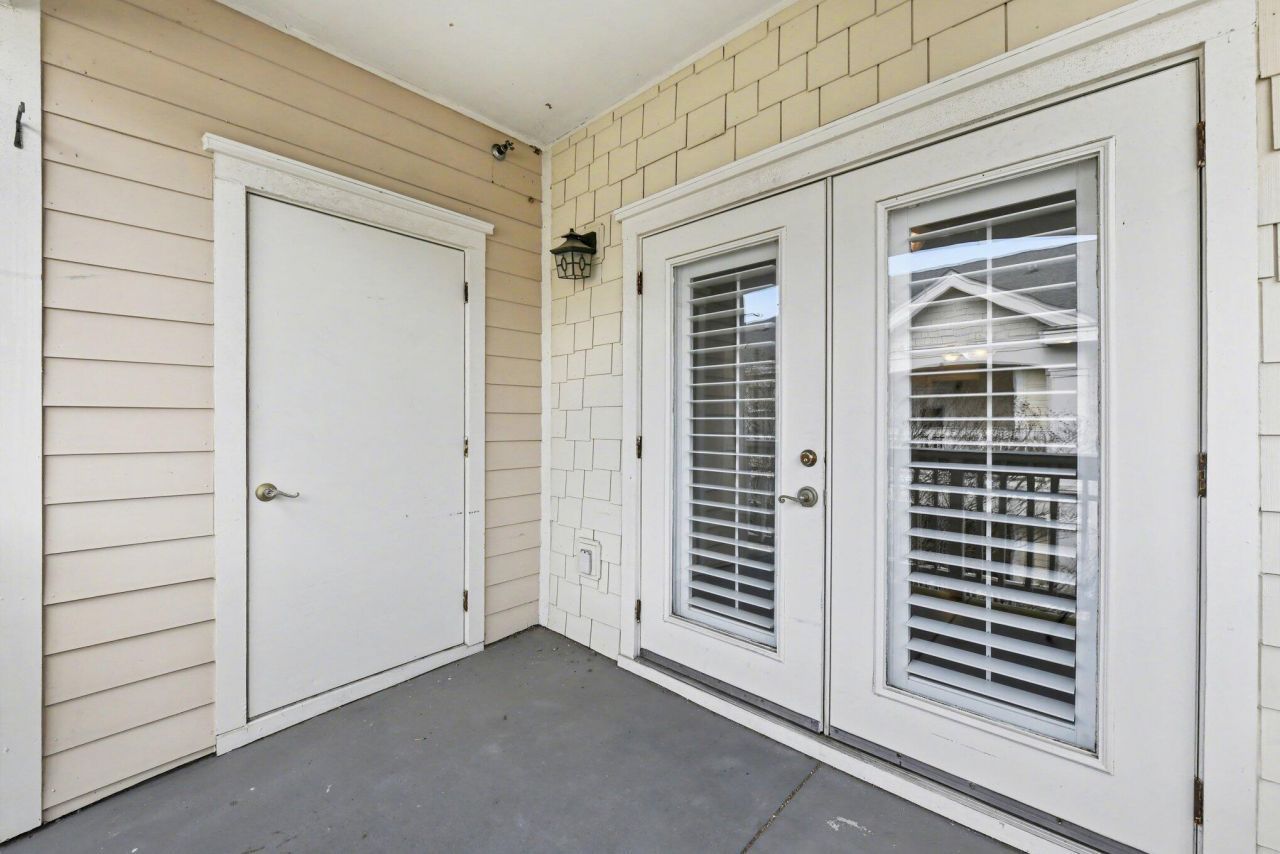 2244 Ashley Crossing Drive Photo 15