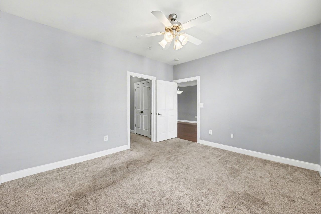 2244 Ashley Crossing Drive Photo 17