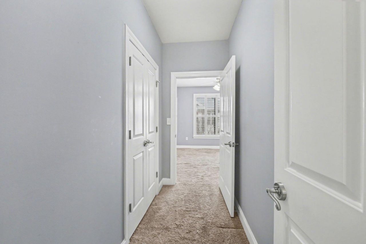 2244 Ashley Crossing Drive Photo 19