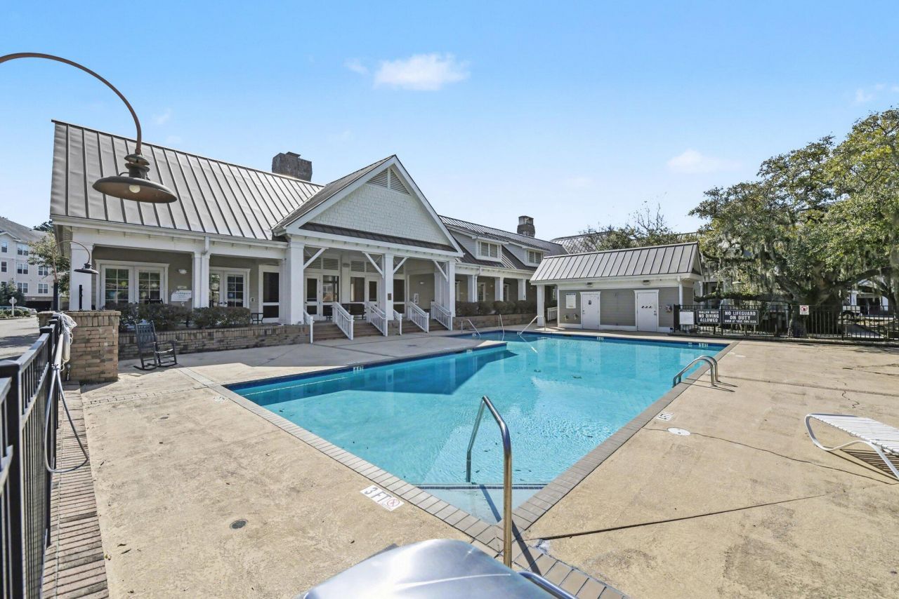 2244 Ashley Crossing Drive Photo 25