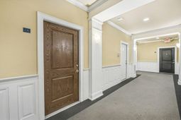 2244 Ashley Crossing Drive photo 4