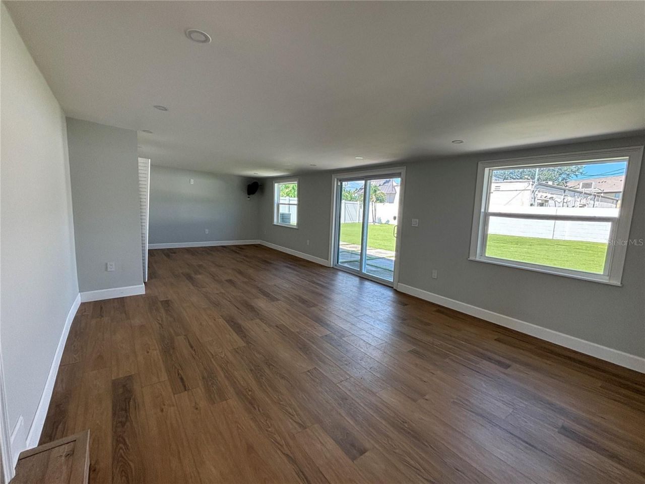 3983 Marlin Drive Se, Saint Petersburg, FL 33705 Photo