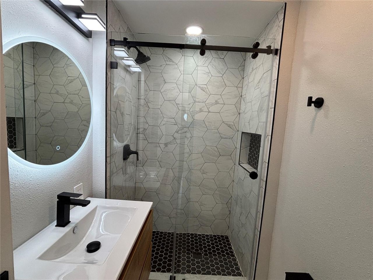 3983 Marlin Drive Se, Saint Petersburg, FL 33705 Photo