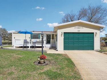 25736 OAK ALLEY, LEESBURG, FL 34748