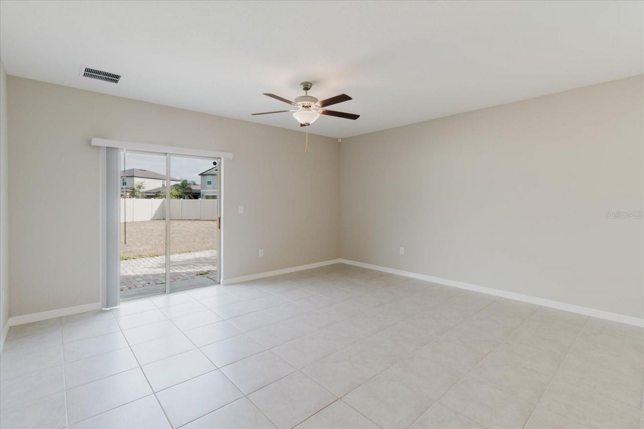 9411 Lemon Drop Loop, Sun City Center, FL 33573 Photo