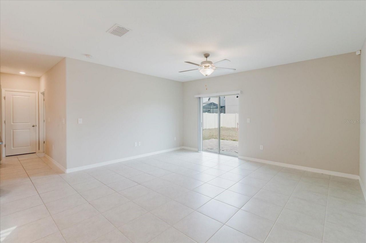 9411 Lemon Drop Loop, Sun City Center, FL 33573 Photo