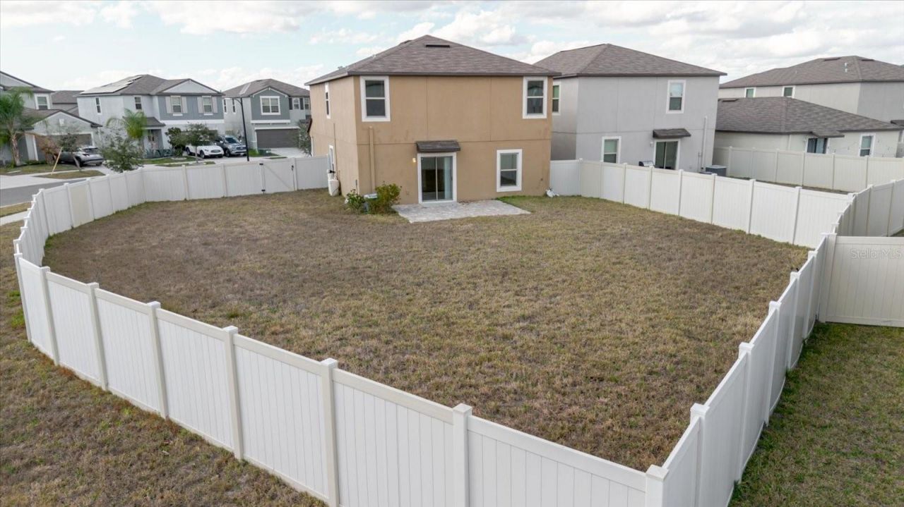 9411 Lemon Drop Loop, Sun City Center, FL 33573 Photo