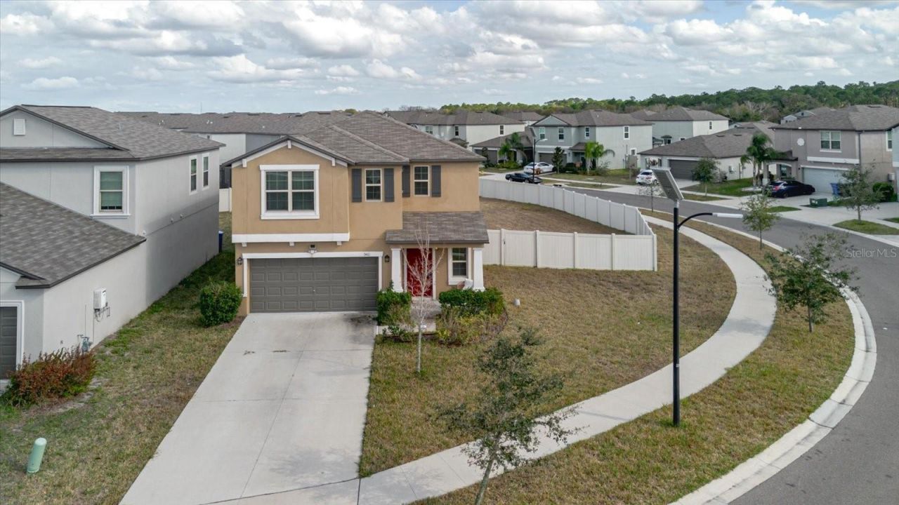9411 Lemon Drop Loop, Sun City Center, FL 33573 Photo