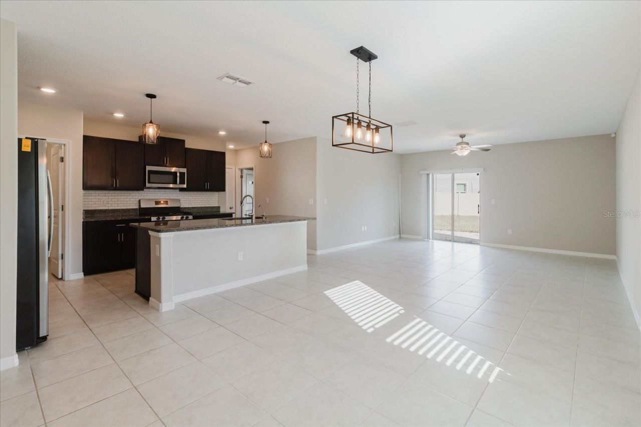 9411 Lemon Drop Loop, Sun City Center, FL 33573 Photo