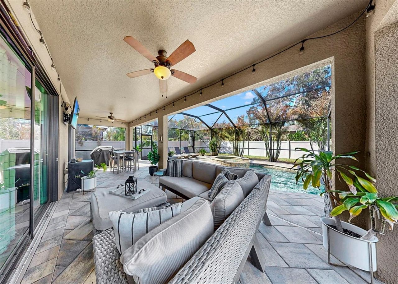 2935 Shetland Ridge Drive, Valrico, FL 33596 Photo