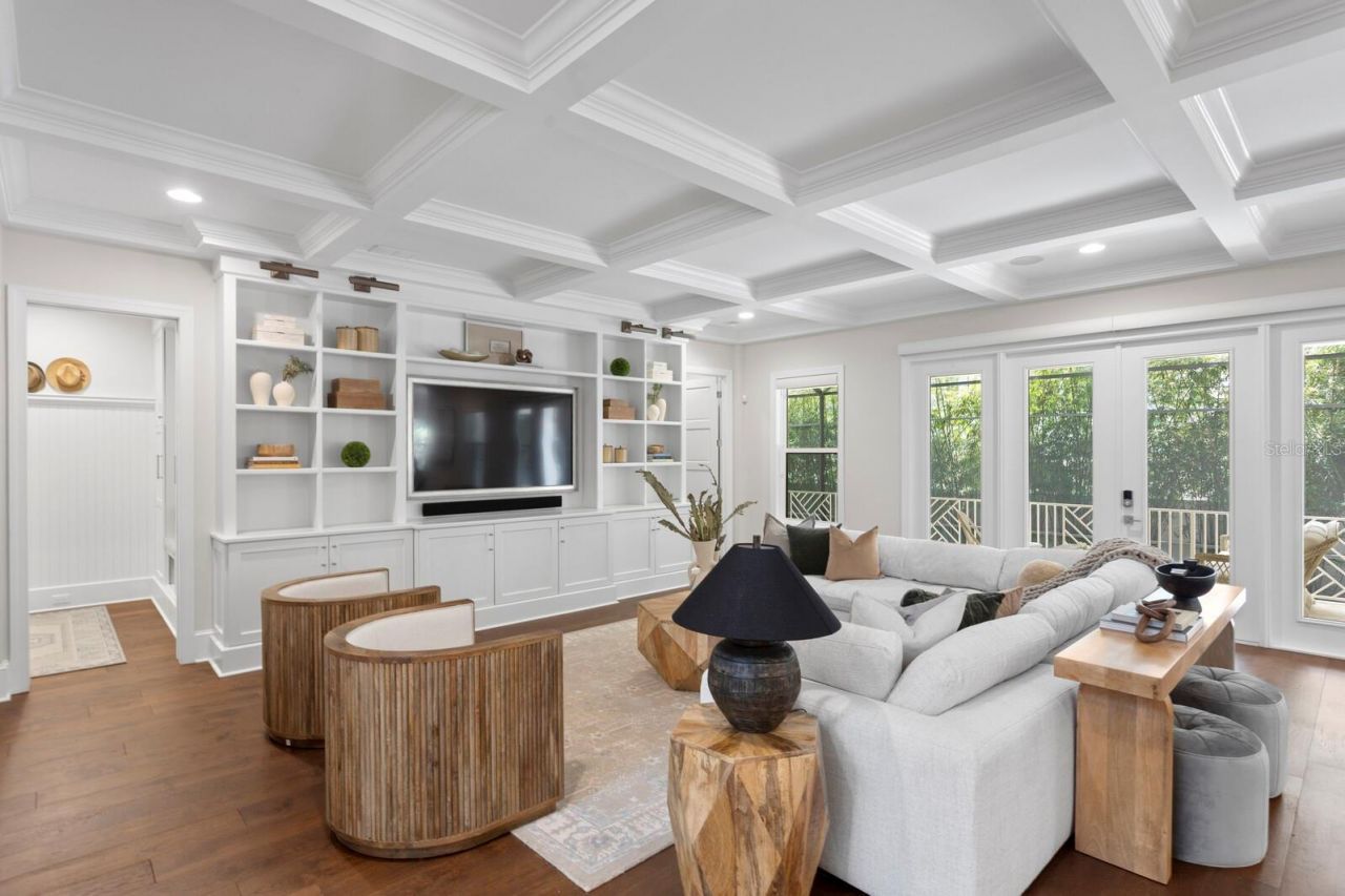 534 Ladrone Avenue, Tampa, FL 33606 Photo